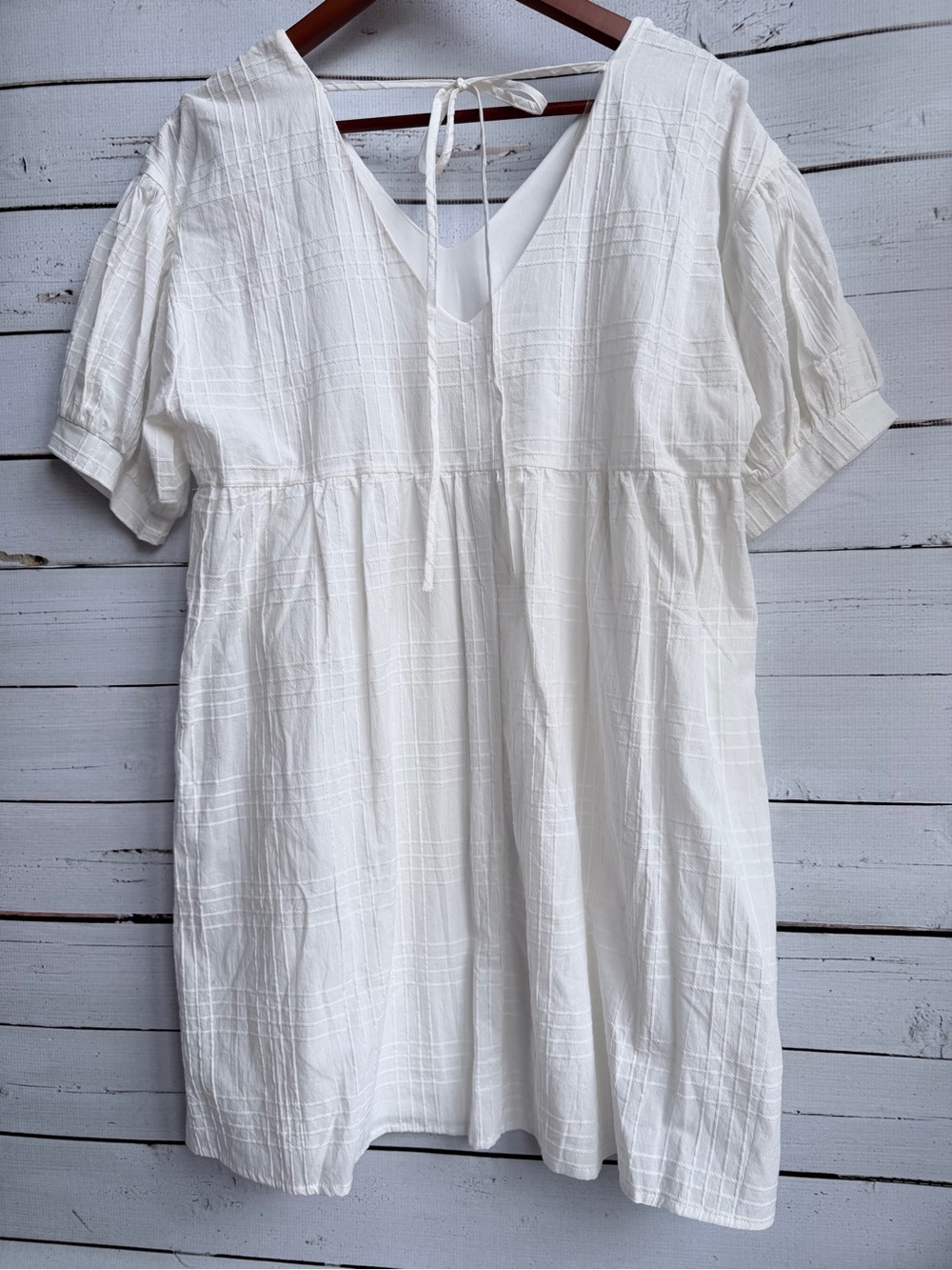 ANDREE BY UNIT White V-Neck Puff Sleeve Mini Sundress - Picture 6 of 7